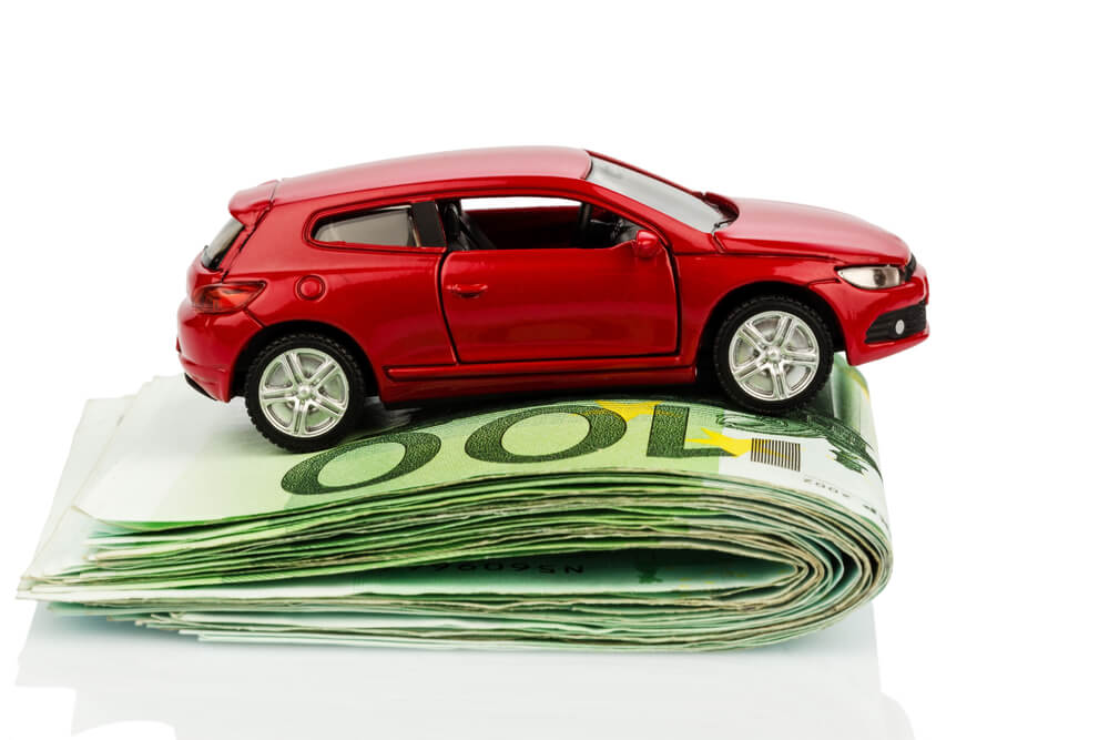 4 Ways in Which You Can Lower Your Auto Insurance Premium